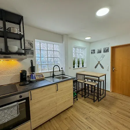 Peerless 2 Min Zum Europa Park * 러스트